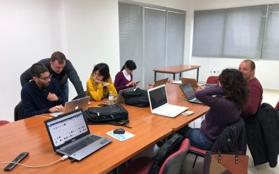 Curso de diseño web y social media a los profesores de la UCA